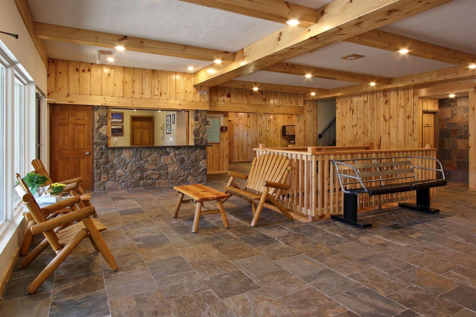Caberfae Peaks Ski&Golf Resort Harrietta Eksteriør billede