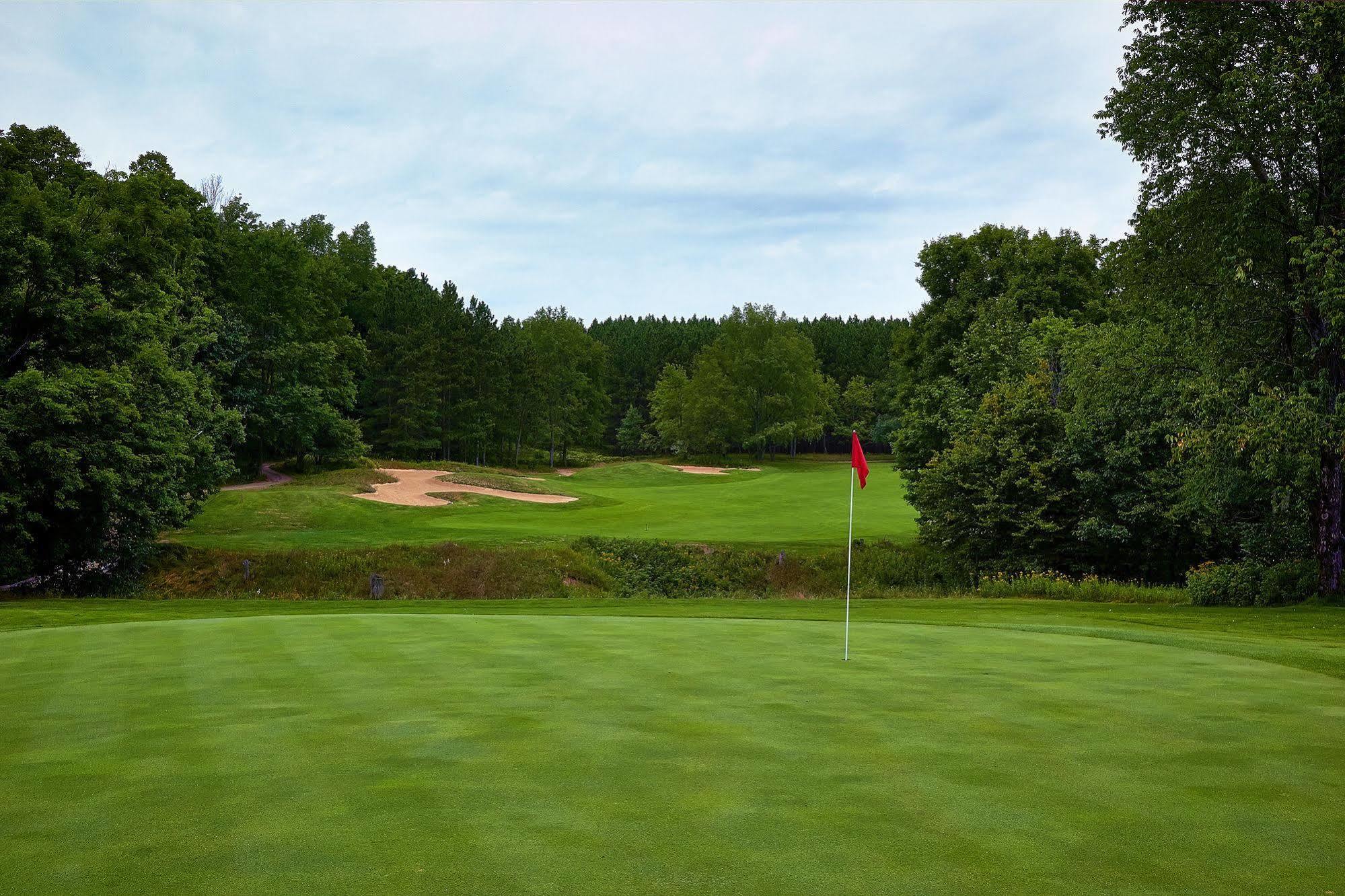 Caberfae Peaks Ski&Golf Resort Harrietta Eksteriør billede